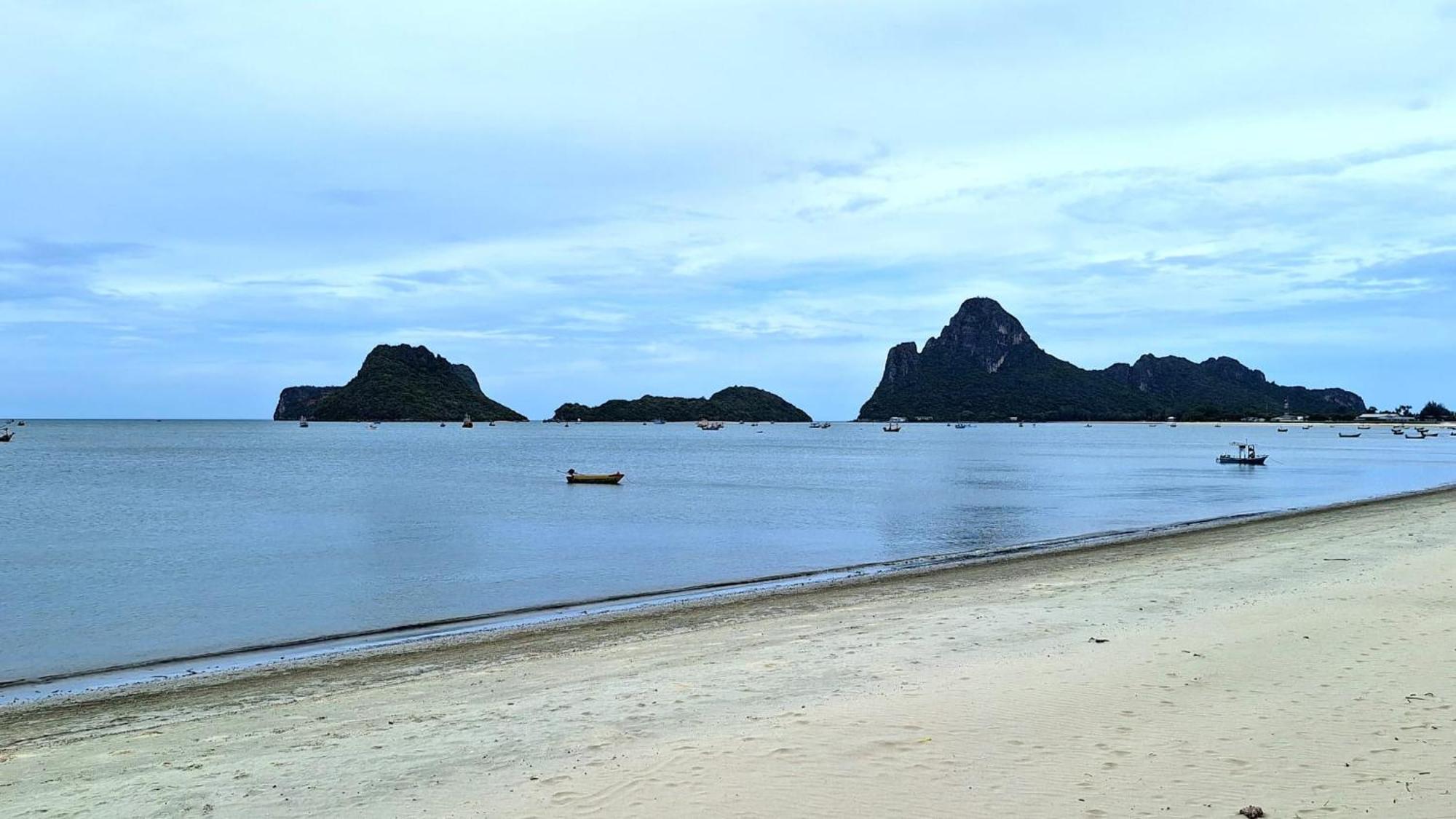 Jungle Cafe And Guesthouse Prachuap Khiri Khan Exterior foto
